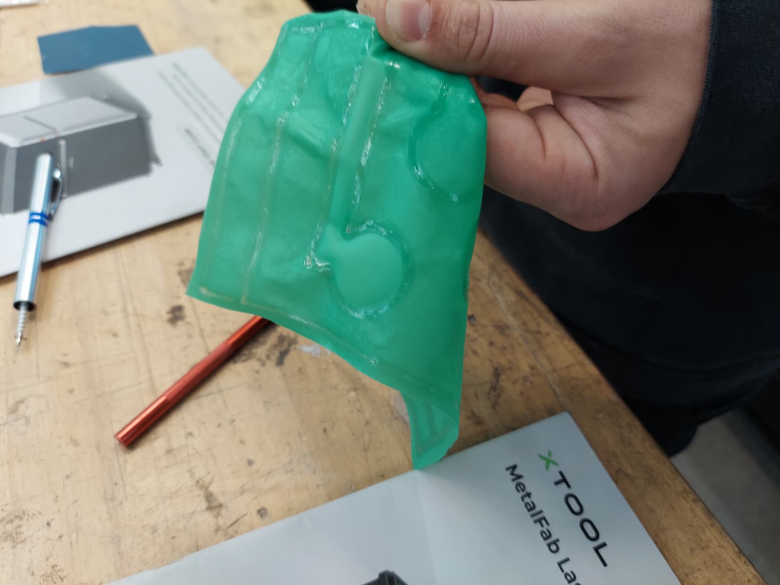 Material samples and test pieces